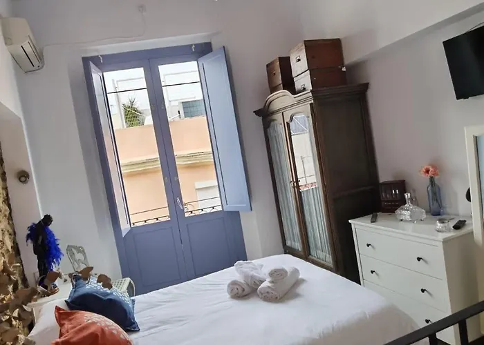 Estrena Casa Unica Con Encanto En El Populo Daire Cadiz